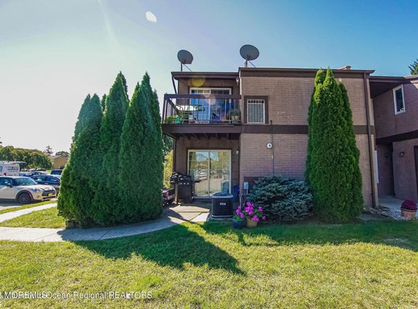 31 Northrup Drive, Brick, NJ 08724