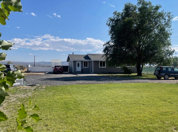 87722 Pinion Lane, Christmas Valley, OR 97641