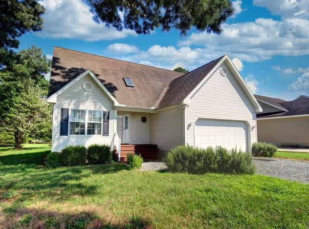 2243 PIKE DR, GREENBACKVILLE, VA 23356