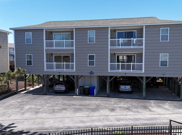 250 W Second Street, Ocean Isle Beach, NC 28469