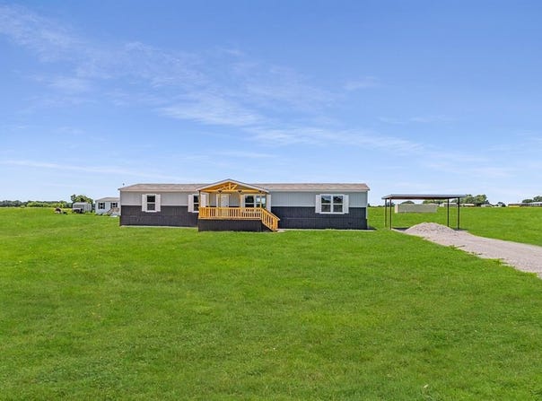 3106 Smyrna Road, Sunset, TX 76270