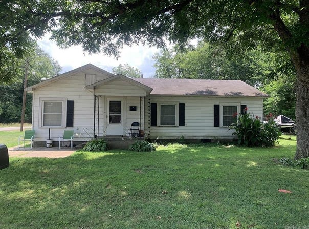 414 Leigh Street, Ola, AR 72853