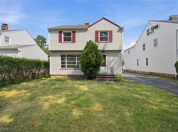 3753 Berkeley Road, Cleveland Heights, OH 44118