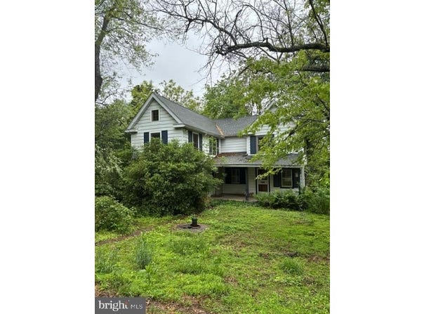 301 RITTENHOUSE ROAD, ROYERSFORD, PA 19468