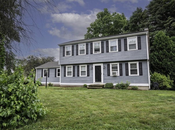 1018 Long Hill Road, Middletown, CT 06457