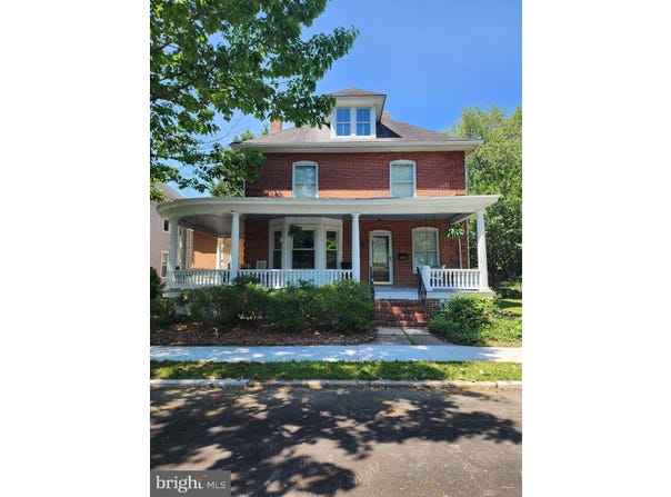 328 N BRADFORD STREET, DOVER, DE 19904