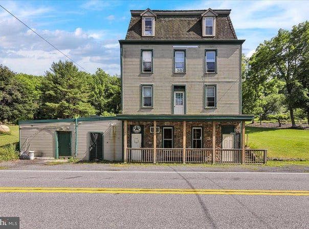 1634 MOSELEM SPRINGS ROAD, HAMBURG, PA 19526