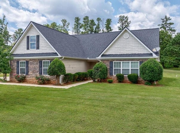 1050 Whispering Lakes, Madison, GA 30650