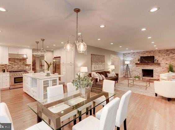 3436 HOLLY ROAD, ANNANDALE, VA 22003