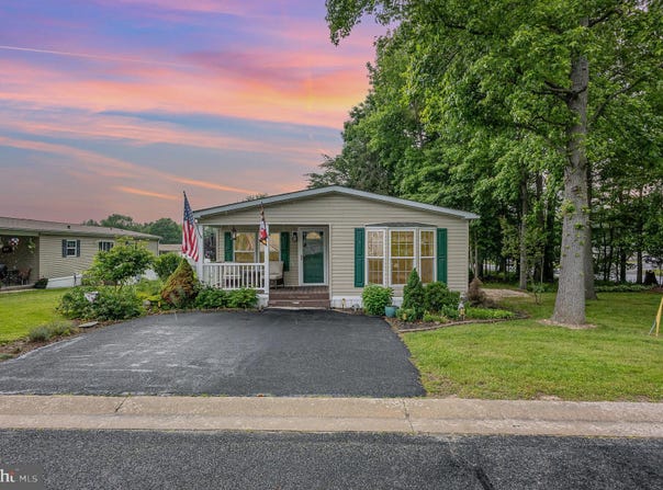 1 ROBIN HOOD DRIVE, ELKTON, MD 21921