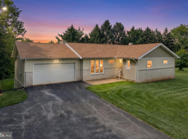 2071 PALOMINO Road, DOVER, PA 17315