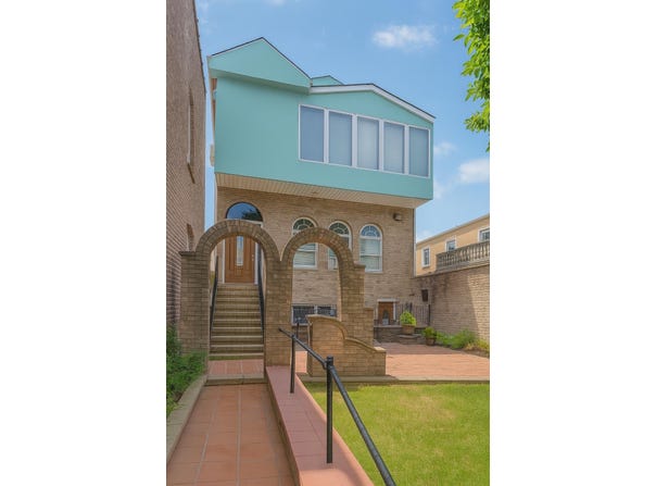 199 20TH ST, Union City, NJ 07087