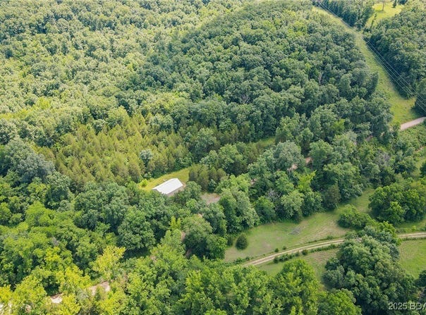 12960 Canyon Road, Dixon, MO 65459