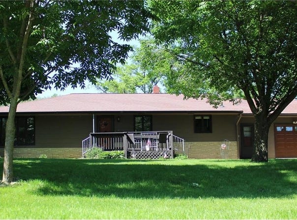 209 E Elm Avenue, Upsala, MN 56384