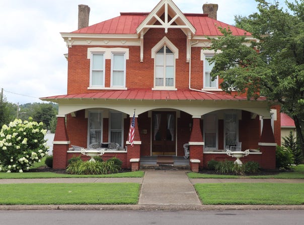 401 E 4th Street, Augusta, KY 41002