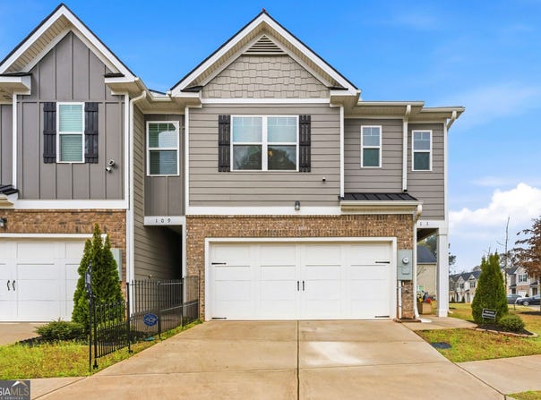 111 Hampton Circle, Mcdonough, GA 30253