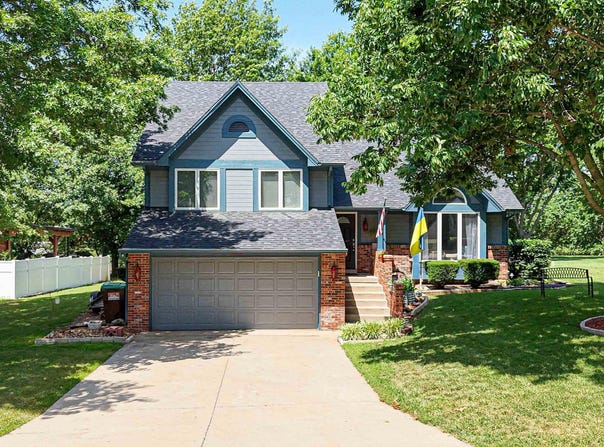 1645 E Timber Ridge, Sedalia, MO 65301