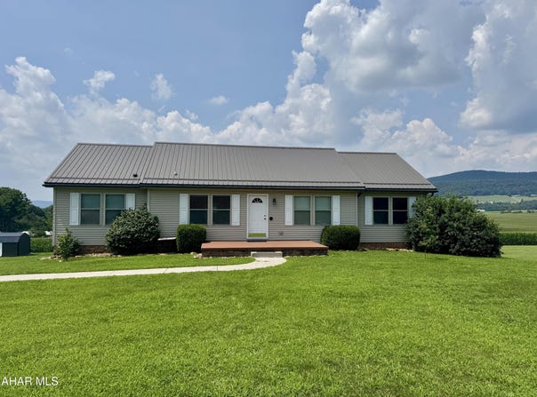 519 Piney Creek Road, Martinsburg, PA 16662