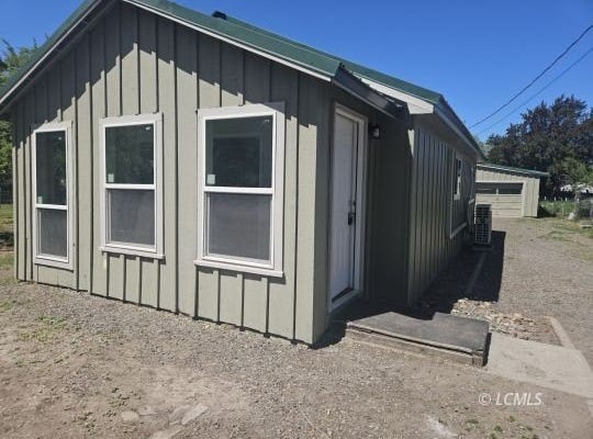 1162 S H, Lakeview, OR 97630