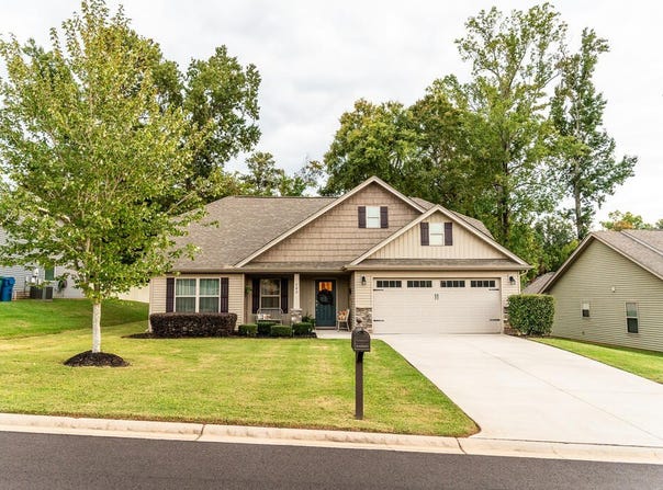103 Windstone Dr, Greenwood, SC 29649