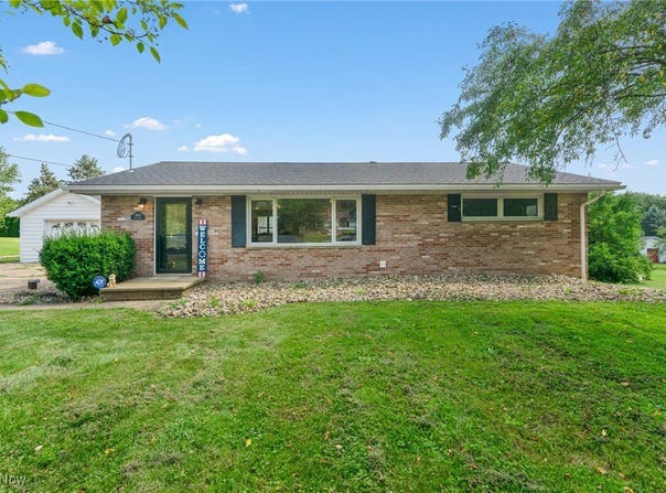 38111 Eric Drive, Lisbon, OH 44432