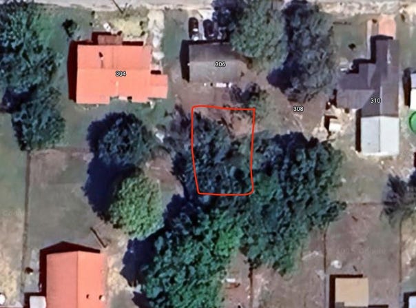 306 FRED CONNER STREET, AVON PARK, FL 33825