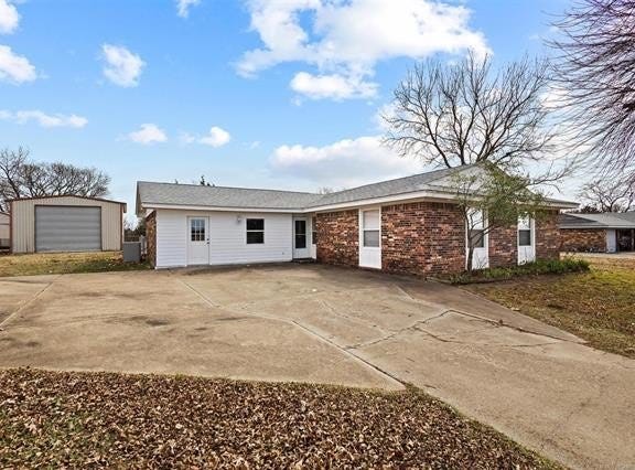 151 Belle Meade, Durant, OK 73449