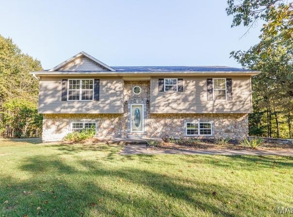 24630 Taylor Lane, St Robert, MO 65584
