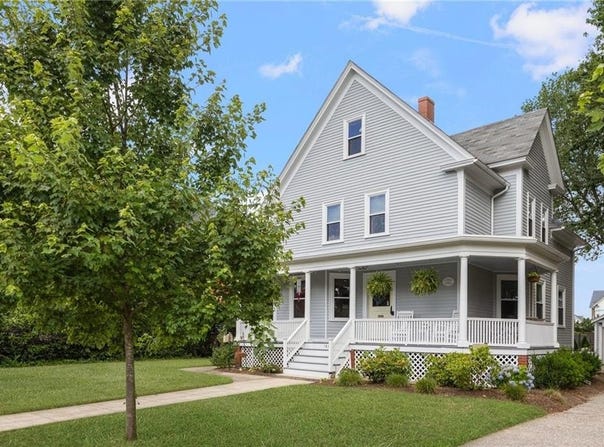 157 Arnold Avenue, Cranston, RI 02905