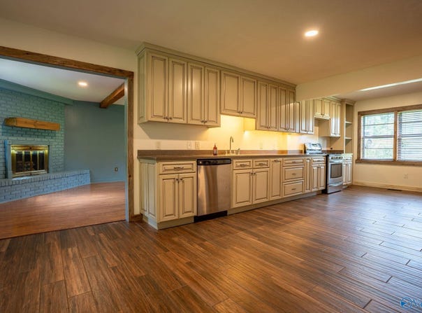 417 McFoilton Lane, Scottsboro, AL 35768