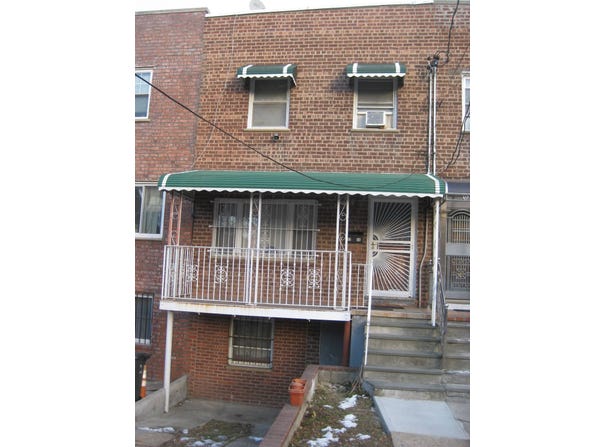 3206 Pearsall Ave, bronx, NY 10469
