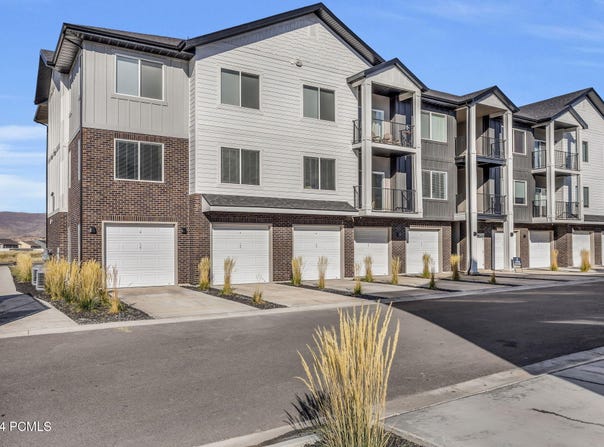 1218 S Sawmill Boulevard, Heber City, UT 84032