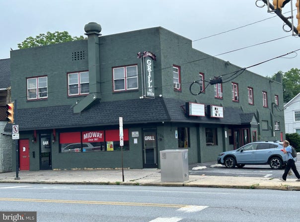704 E LINCOLN HIGHWAY, COATESVILLE, PA 19320