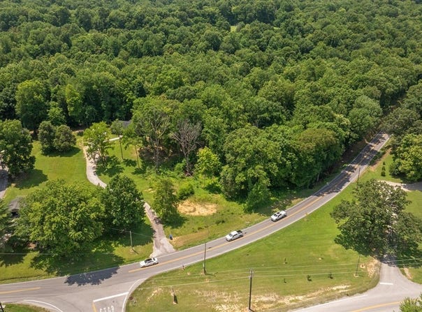 2815 Franklin Road, Scottsville, KY 42164