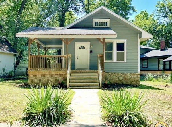 201 SW Elmwood AVE, Topeka, KS 66606