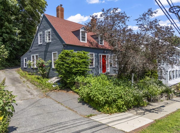 141 Centre Street, Bath, ME 04530