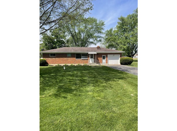 4931 Bosart Road, Springfield, OH 45503