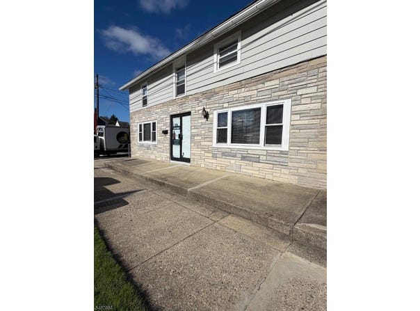 249 Heckman St, Phillipsburg Town, NJ 08865-3215