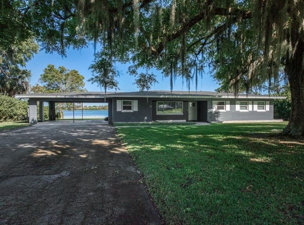 1622 Dinner Lake Dr, Sebring, FL 33870
