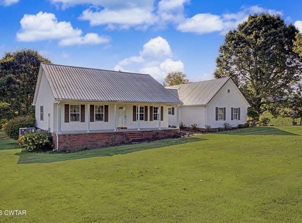 3149 Sand Ridge Road, Lexington, TN 38351