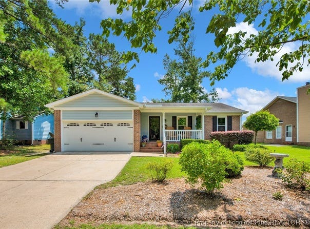 4327 Falls Drive, Hope Mills, NC 28348