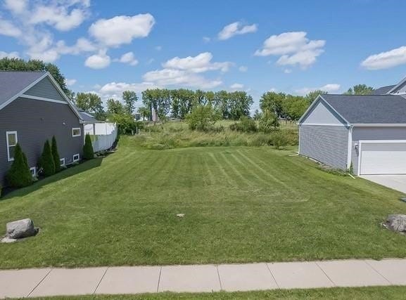 3240 Prospect Drive, Sun Prairie, WI 53590