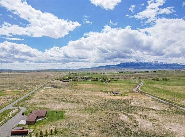 Diamond Basin Rd, Cody, WY 82414