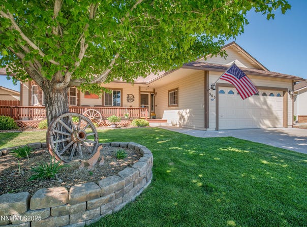 963 Desert Court, Carson City, NV 89705