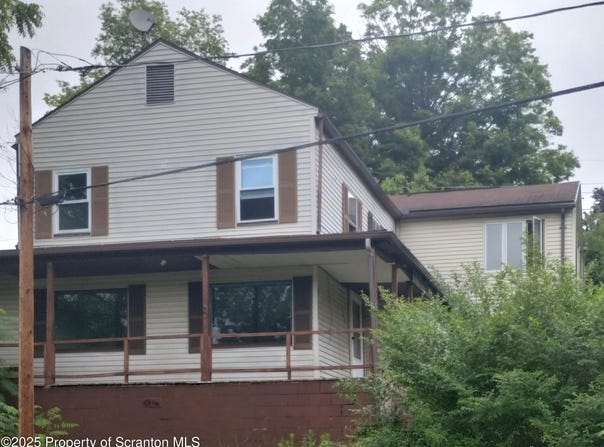 208 S Turnpike Road, Dalton, PA 18414