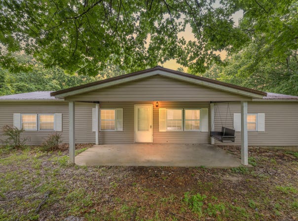 209 St Johns Road, Frankfort, KY 40601