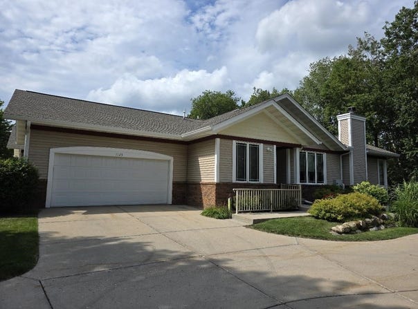 1125 Virgin Lake Drive, Stoughton, WI 53589