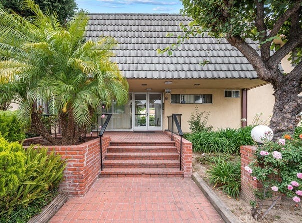 4700 Clair Del Avenue, Long Beach, CA 90807