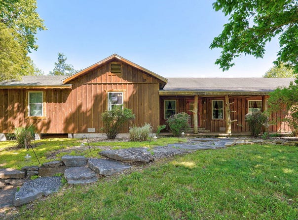 32357 State Highway 413, Galena, MO 65656