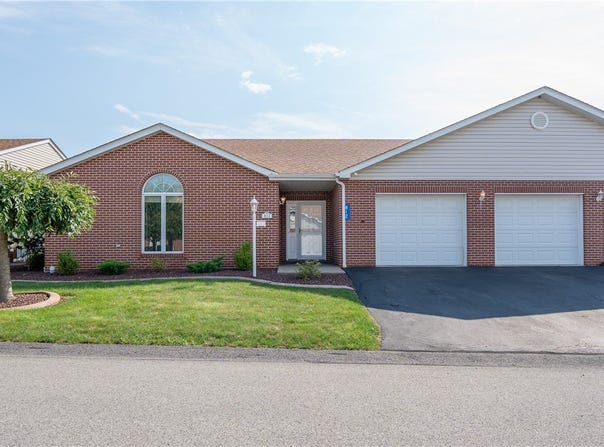 812 Everview Ln, Derry Twp, PA 15627